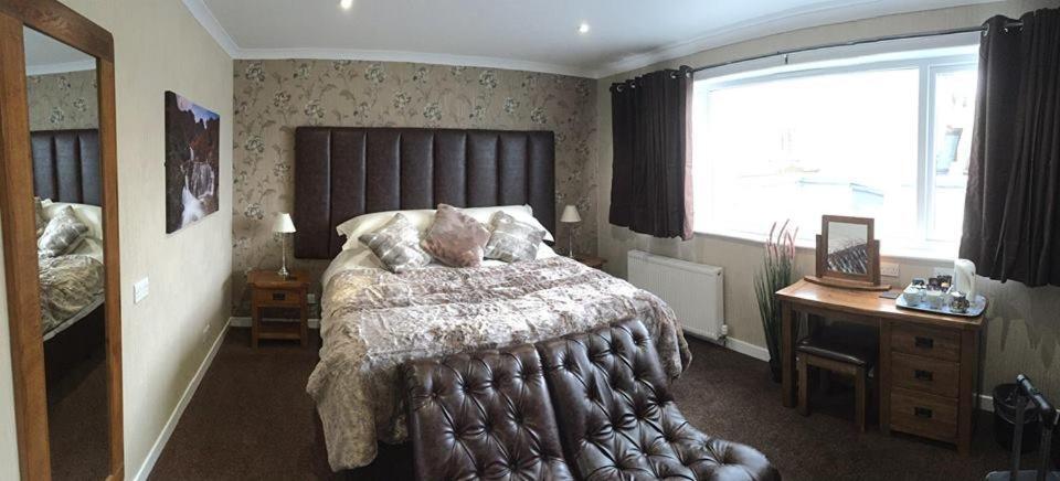 Guest house White Heather *